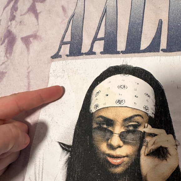 Aaliyah Short Sleeve Medium Purple Tie Dye Cotton Graphic R&B Music T Shirt - Picture 5 of 6